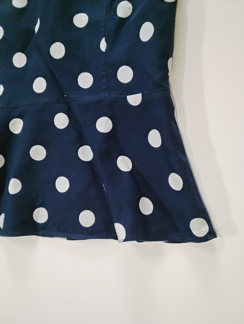 J. Crew Linen Polka Dot Peplum Top Womens Size 6 Navy Blue White Retro Style - Picture 6 of 8